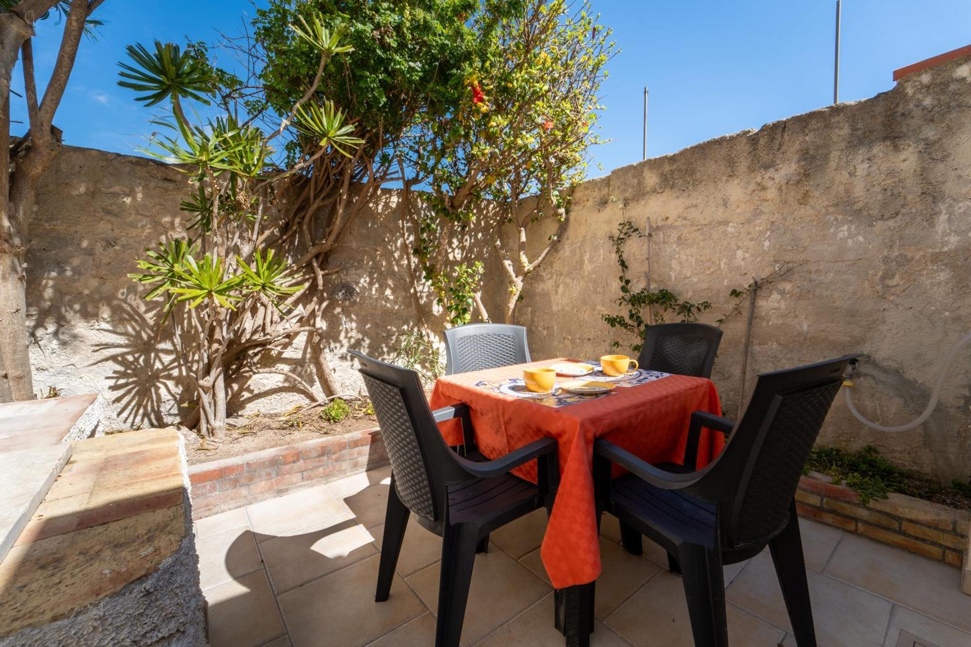 Appartamento Casetta Favonia Fronte Mare